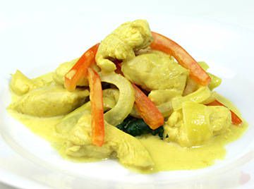 Curried Chicken Over Spinach